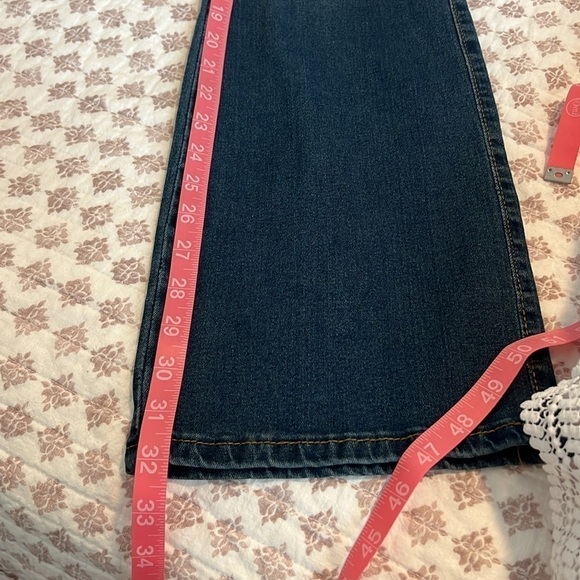 NWT Kendall & Kylie Kurvy Mid-rise Baby Boot Jean Size 11/12 Color Pasadena - Picture 14 of 15